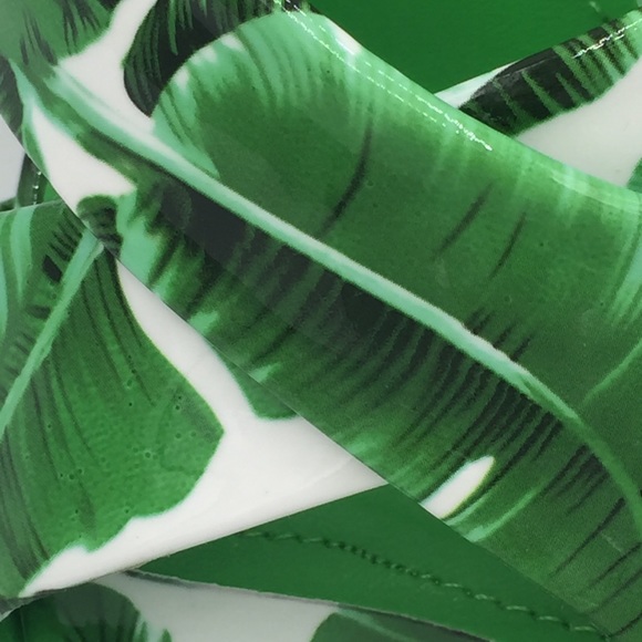 🎊HP🎉UNIQUE GREEN LEAF PRINT HEELS - Picture 6 of 8